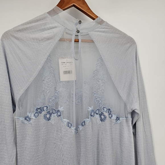 Free People Saheli Embroidered-Mesh Top Glacier Blue Womens Large New - Picture 8 of 10